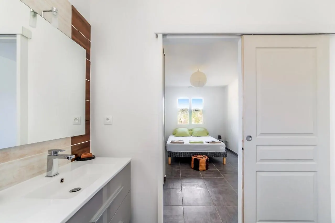 Le P'Tit Gardechois- Gite Cocooning 6-8 Personnes Saint-Andre-de-Cruzieres Holiday home