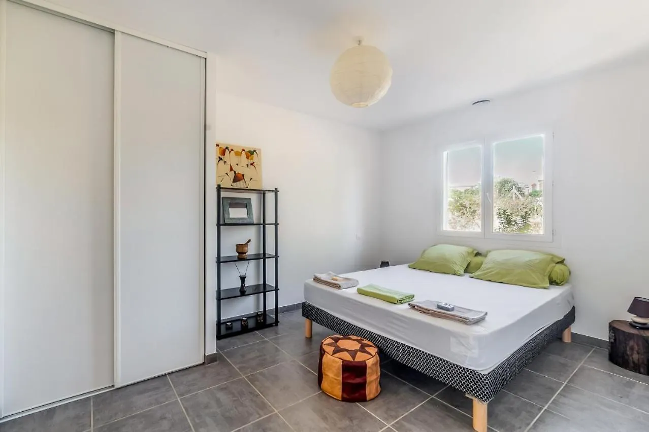 Holiday home Le P'Tit Gardechois- Gite Cocooning 6-8 Personnes Saint-Andre-de-Cruzieres
